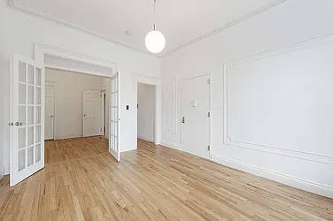 605 Vanderbilt Avenue, #1