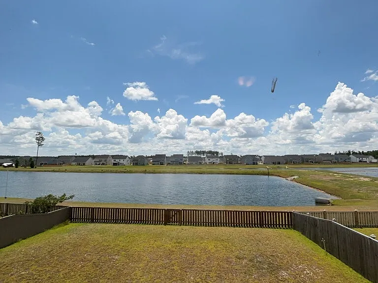 445 Navona Dr — Photo 21
