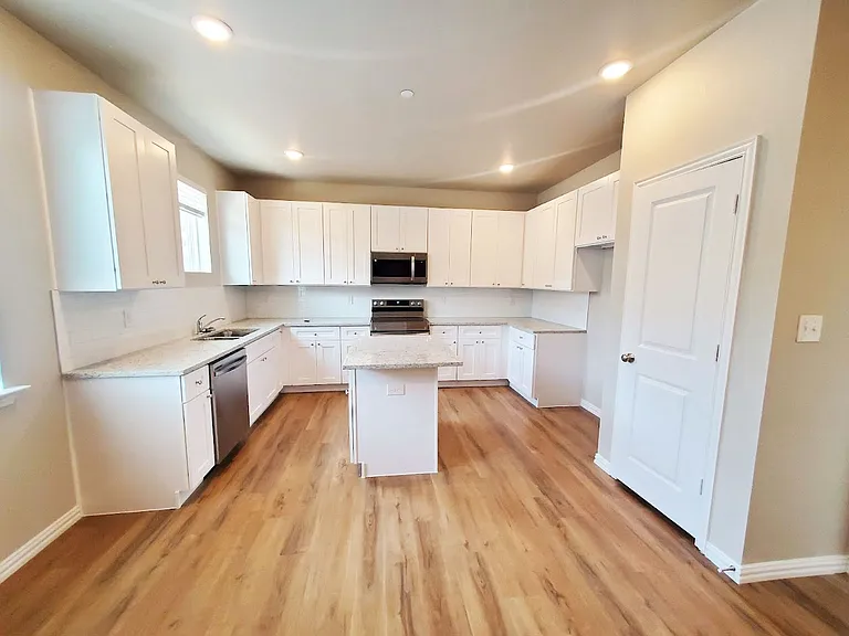 Magnolia Townhomes — Photo 113