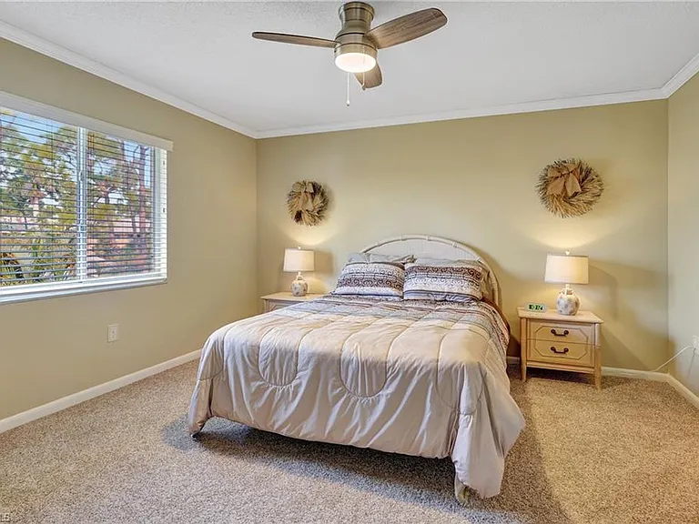 3062 Sandpiper Bay Cir #K302 — Photo 12