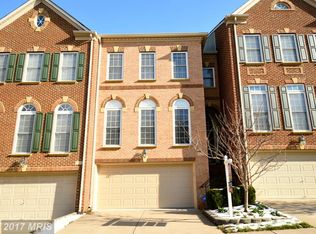 7120 Point Replete Cir, Fort Belvoir, VA 22060