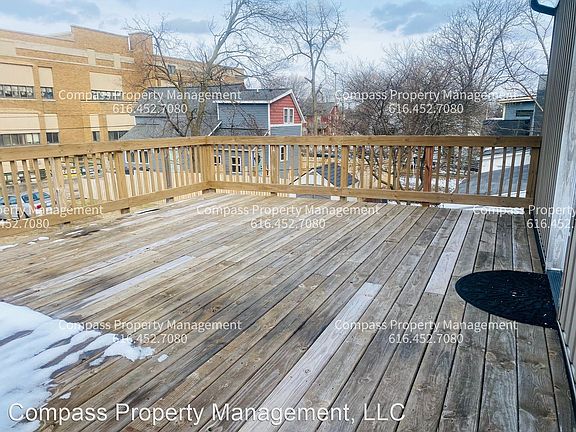 2nd image of 125 Diamond Ave SE #2
