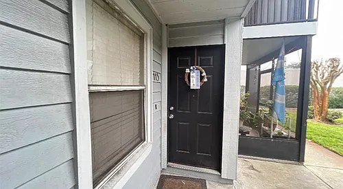 3712 Iowa Ave #202 Photo 1