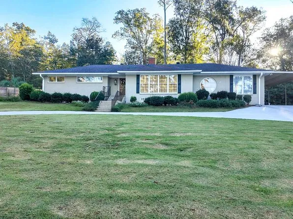 108 Robin Hood Rd, Thomasville, GA 31792