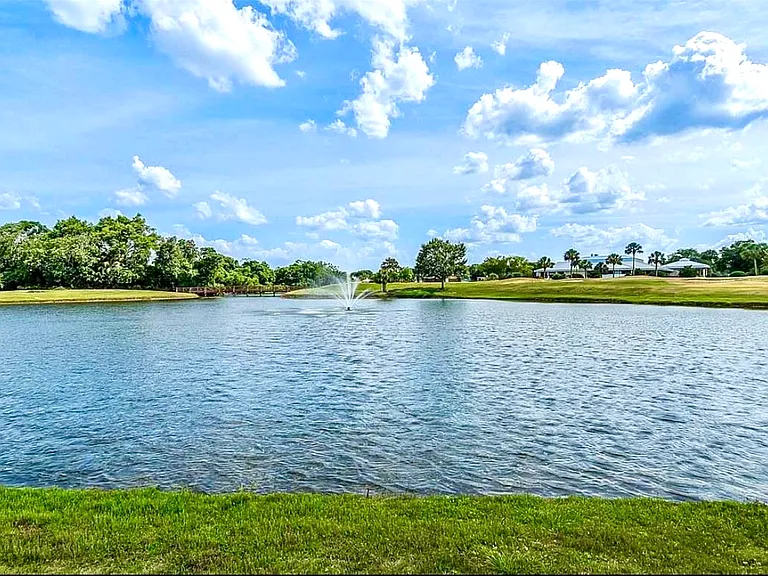 5999 Lake Pointe Dr #609 — Photo 30