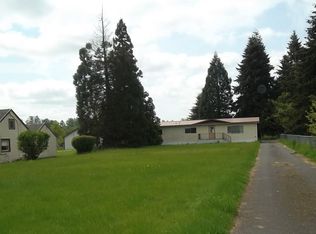 304 E Oakview Ave, Centralia, WA 98531