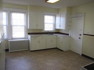 614 Armistice Blvd FLOOR 2, Pawtucket, RI 02861