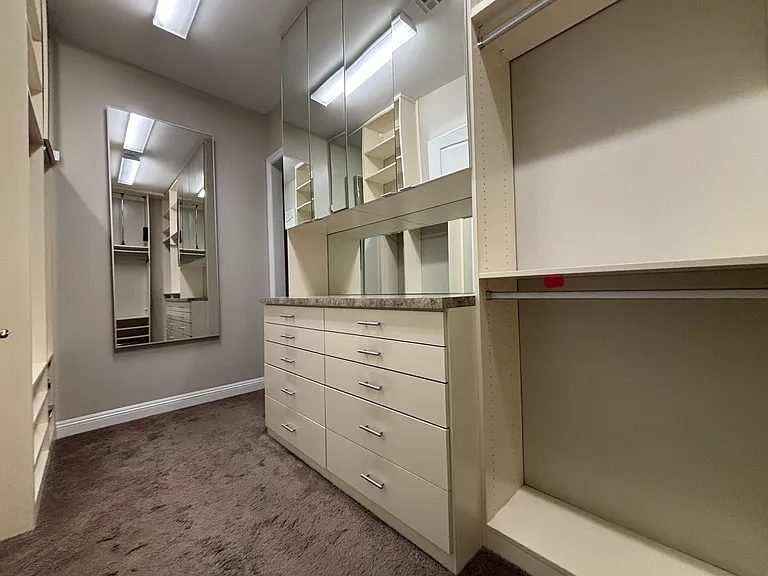 81 Navarra Canyon Ct — Photo 35