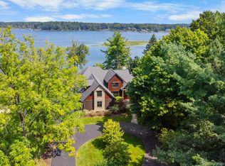 3915 Highcrest Dr, Brighton, MI