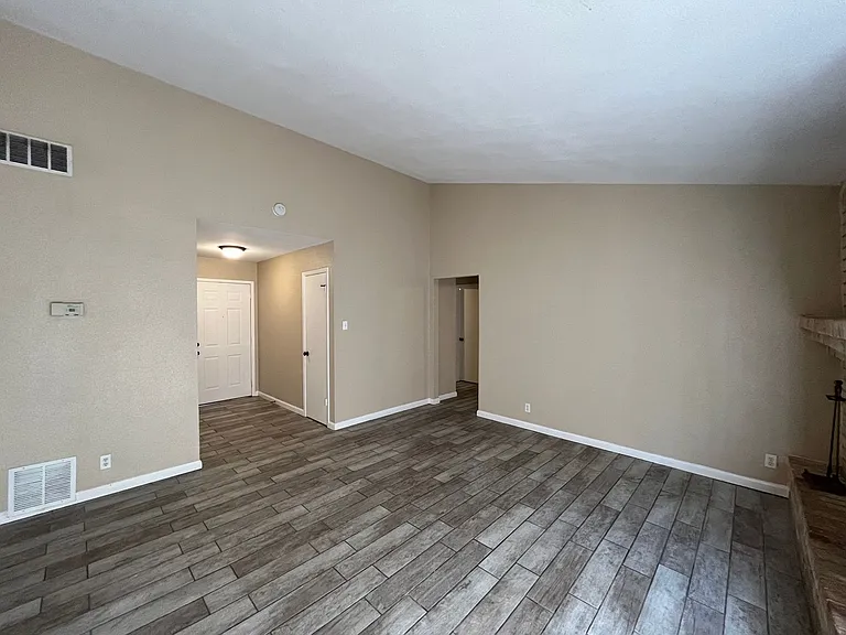 6522 Ridge Willow Dr — Photo 9