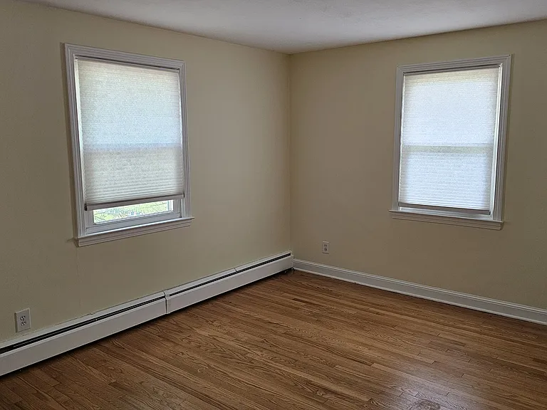 1632 Willard Ave — Photo 10