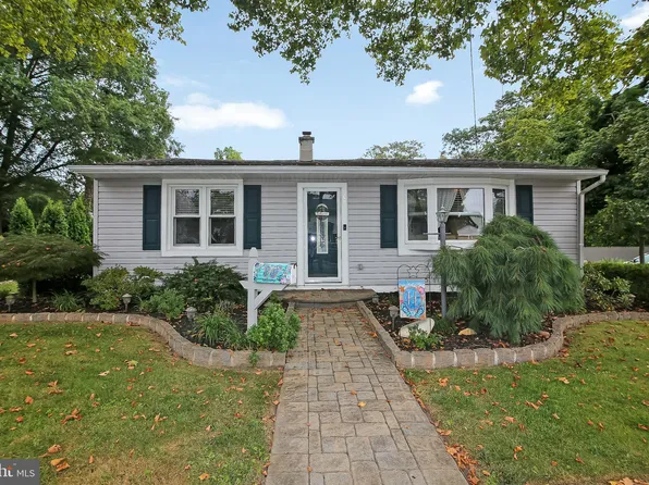 300 Central Ave, Glendora, NJ 08029