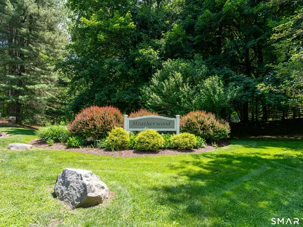 6 Barnes Road West #6, Stamford, CT 06902