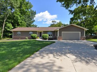4131 Coachlight Dr, Racine, WI 53404