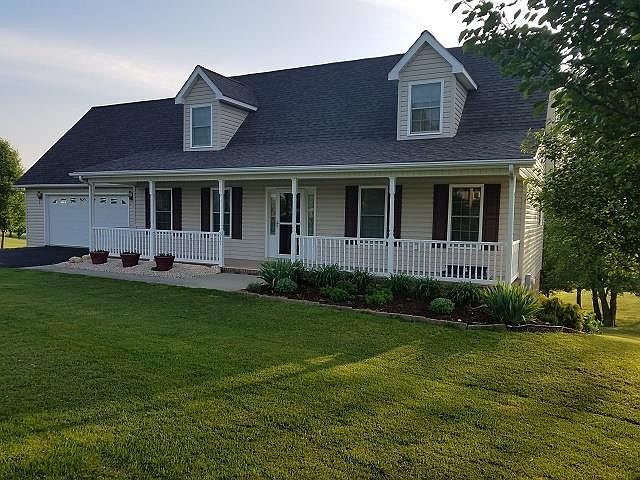 1st image of 317 Country Club Ln