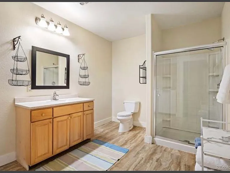 5633 S Coolidge Ct — Photo 6