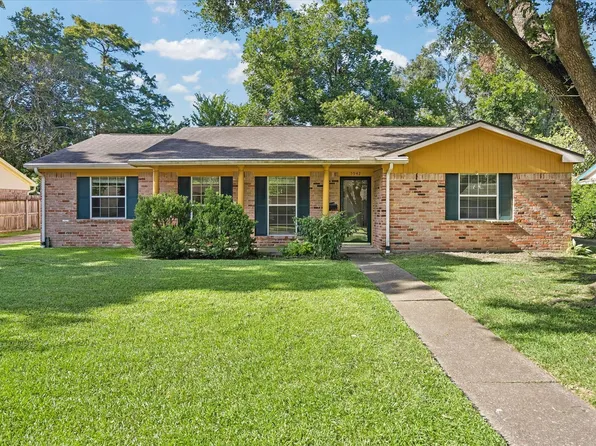 5942 Portal Dr, Houston, TX 77096