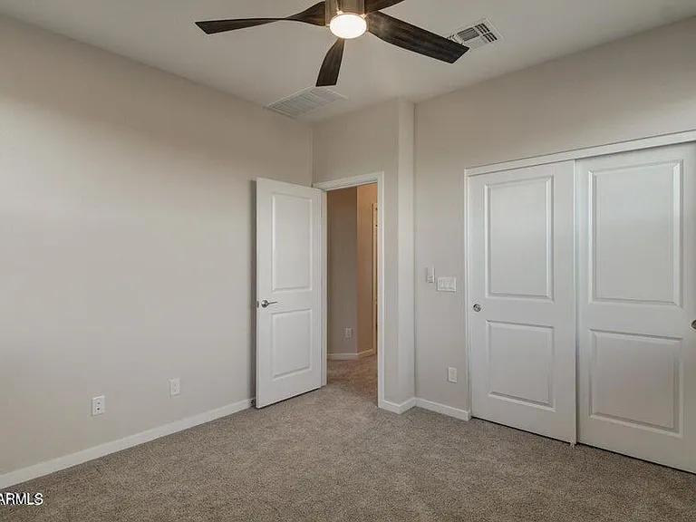 2831 S Central Dr — Photo 25