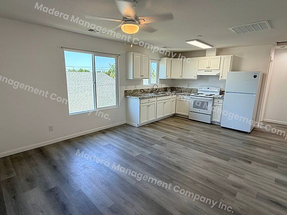 3rd image of 728 S A St #202