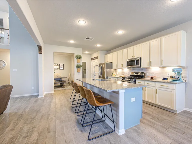 5439 Rustic Ruby Dr — Photo 7