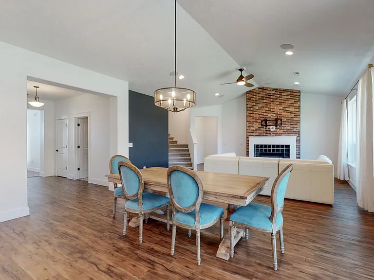 1763 Sicily Ln — Photo 10
