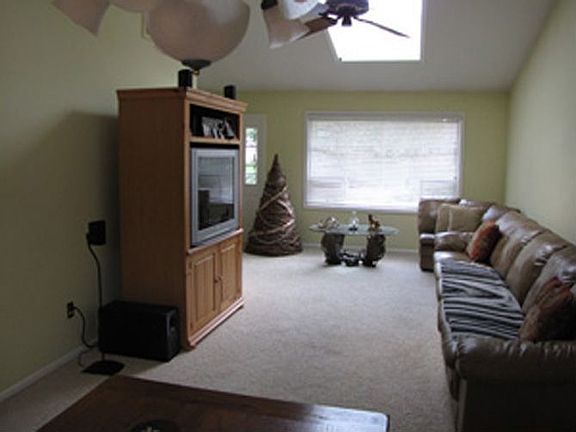 3rd image of 4380 Gatewood Ln