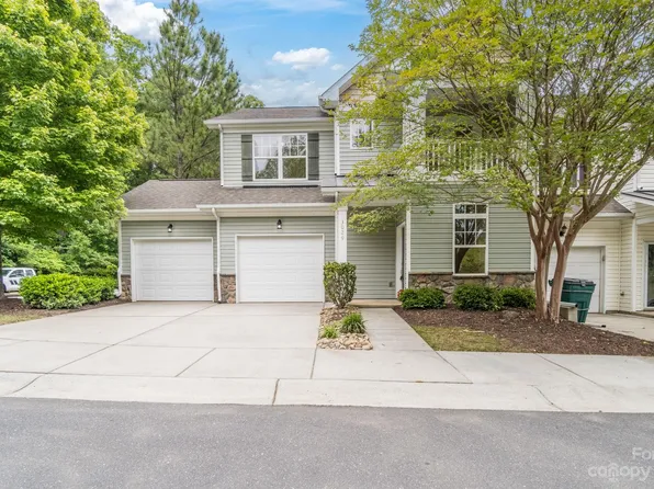 3029 Hibiscus Cir, Charlotte, NC 28273