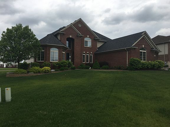 2nd image of 1471 Glass Lake Cir