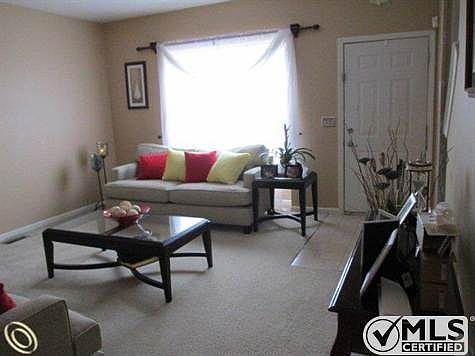 Living Rm