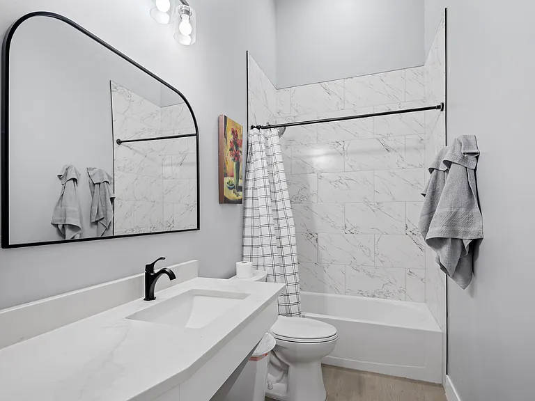 KOP Apartments — Photo 15