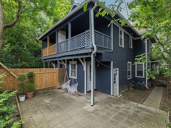 5th image of 40 Greenwood Ave #40