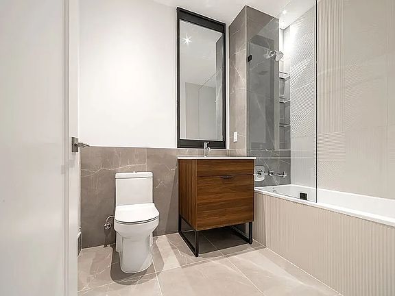 3rd image of 2641 3rd St APT 606