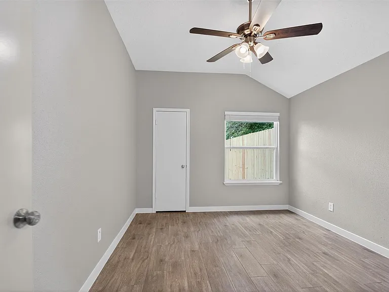 12534 Warrenwood Dr — Photo 18