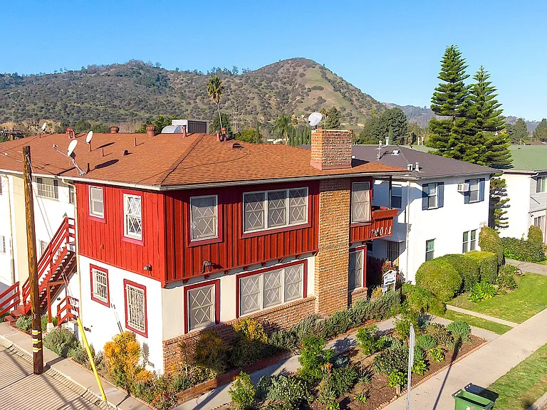 4014 Perlita Ave — Photo 28