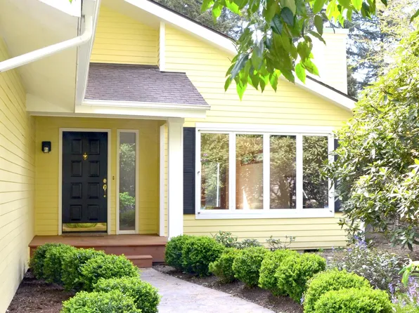 3115 108th Ave SE, Bellevue, WA 98004