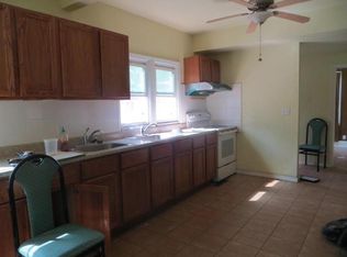 218 5th St W, Williston, ND 58801