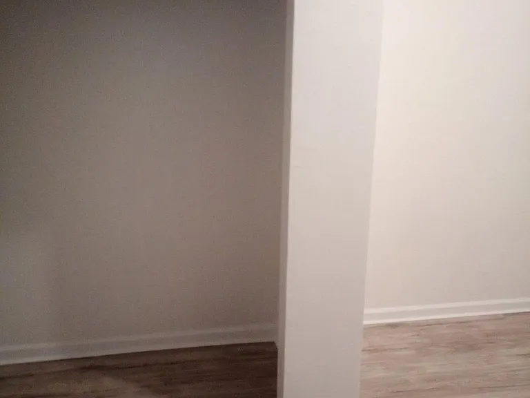 1112 W Glenwood Ave — Photo 3