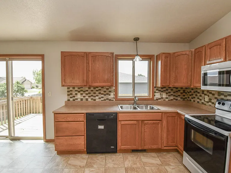 5101 W Cushman St — Photo 12