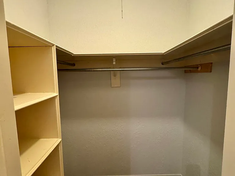 6201 Escondido Dr #3C — Photo 17