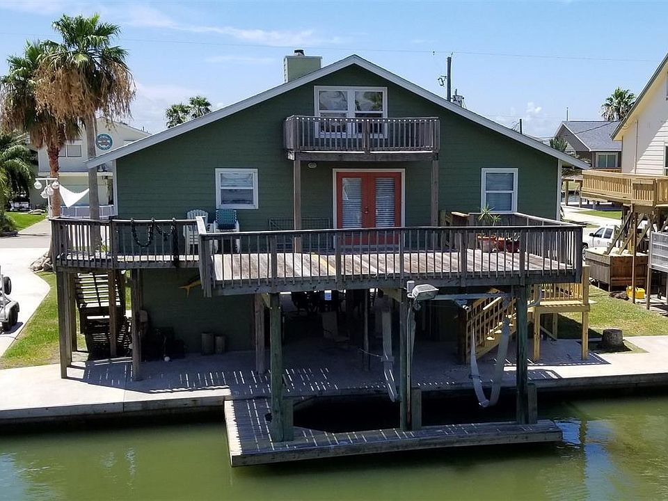 1st image of 226 Galleon Dr