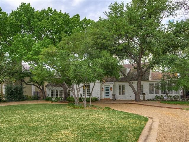 1st image of 6055 Woodland Dr
