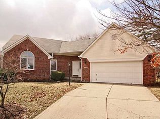 6338 N Meadow Cir, Indianapolis, IN