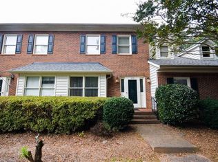 1826 Oakcrest Ct, Winston Salem, NC 27106