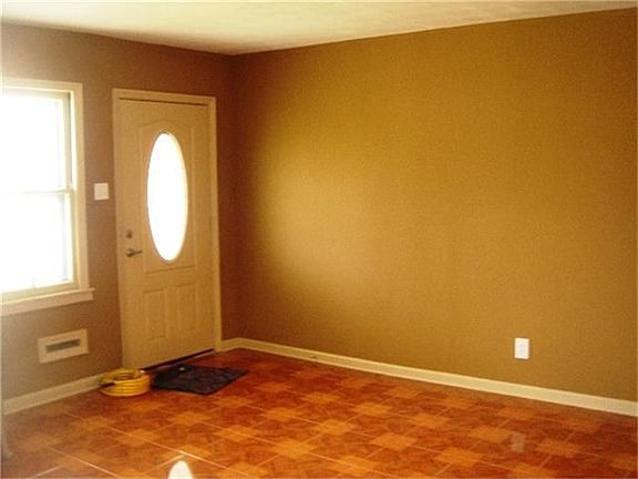 2nd image of 5112 Avenue L