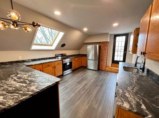 282 Highland Ave UNIT 3, Providence, RI 02906