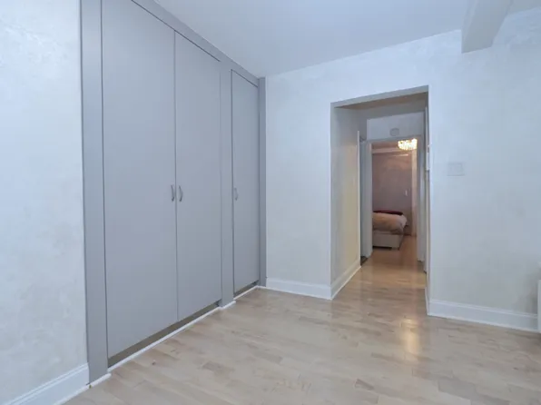 2711 Avenue X image 7 of 39