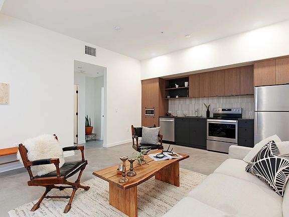 3rd image of 4136 30th St APT 204