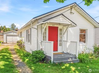 4051 19th Ave SW, Seattle, WA 98106