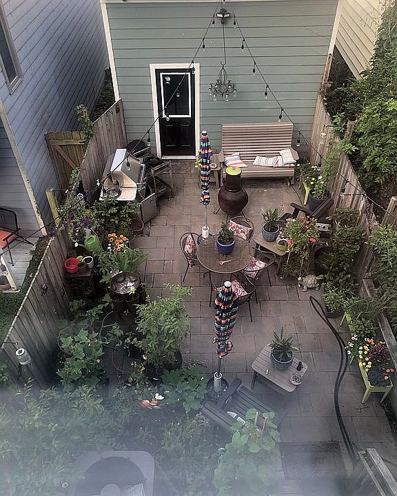 1st image of 3003 E Marshall St