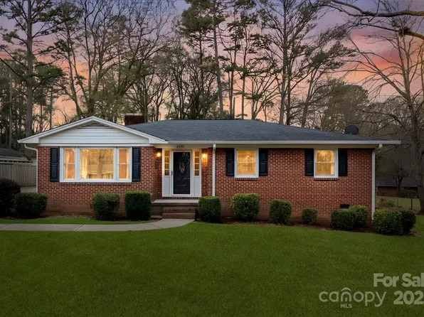 2030 Leslie Dr, Gastonia, NC 28054